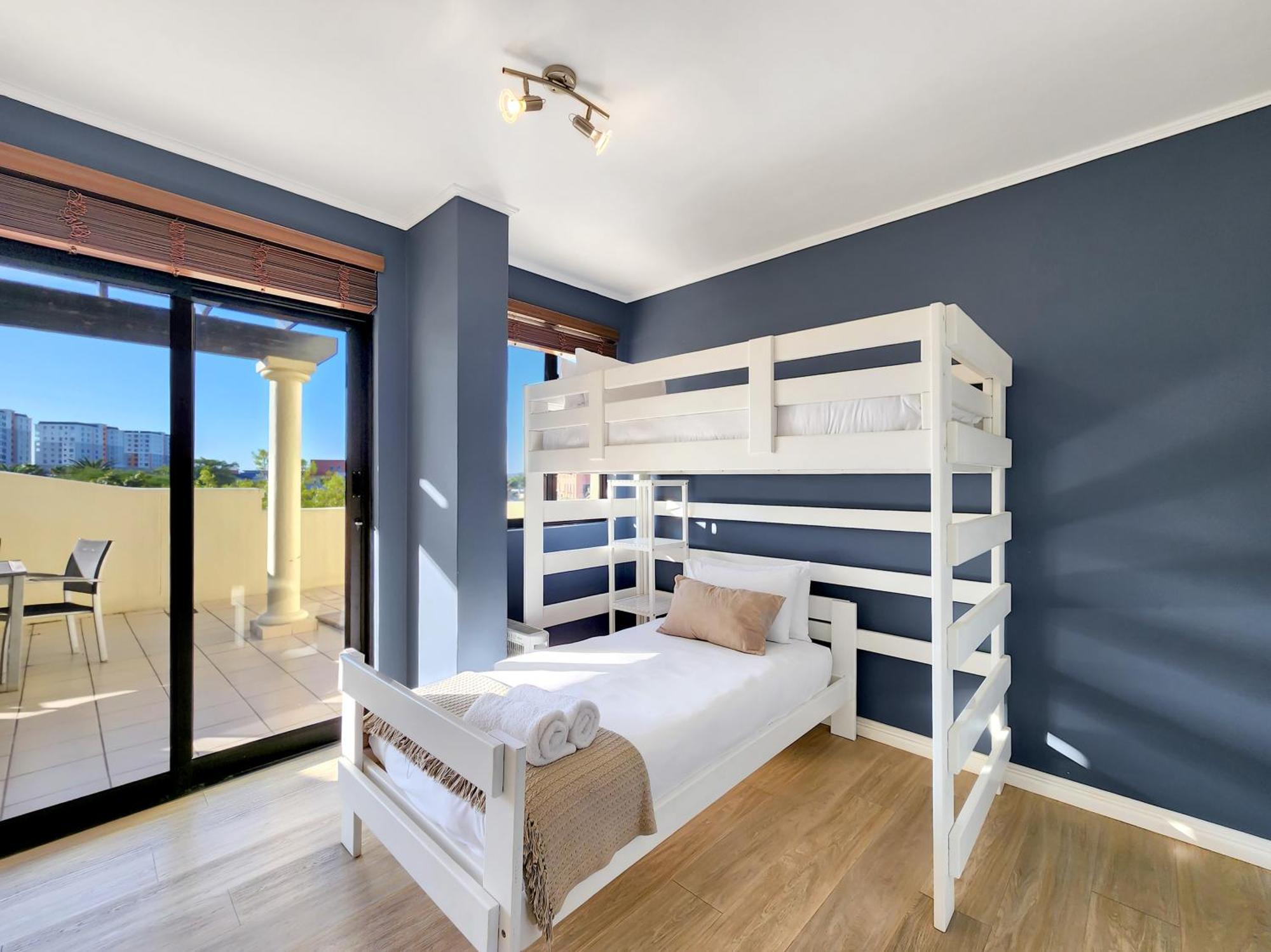 Family-friendly With Ample Space Apartment *