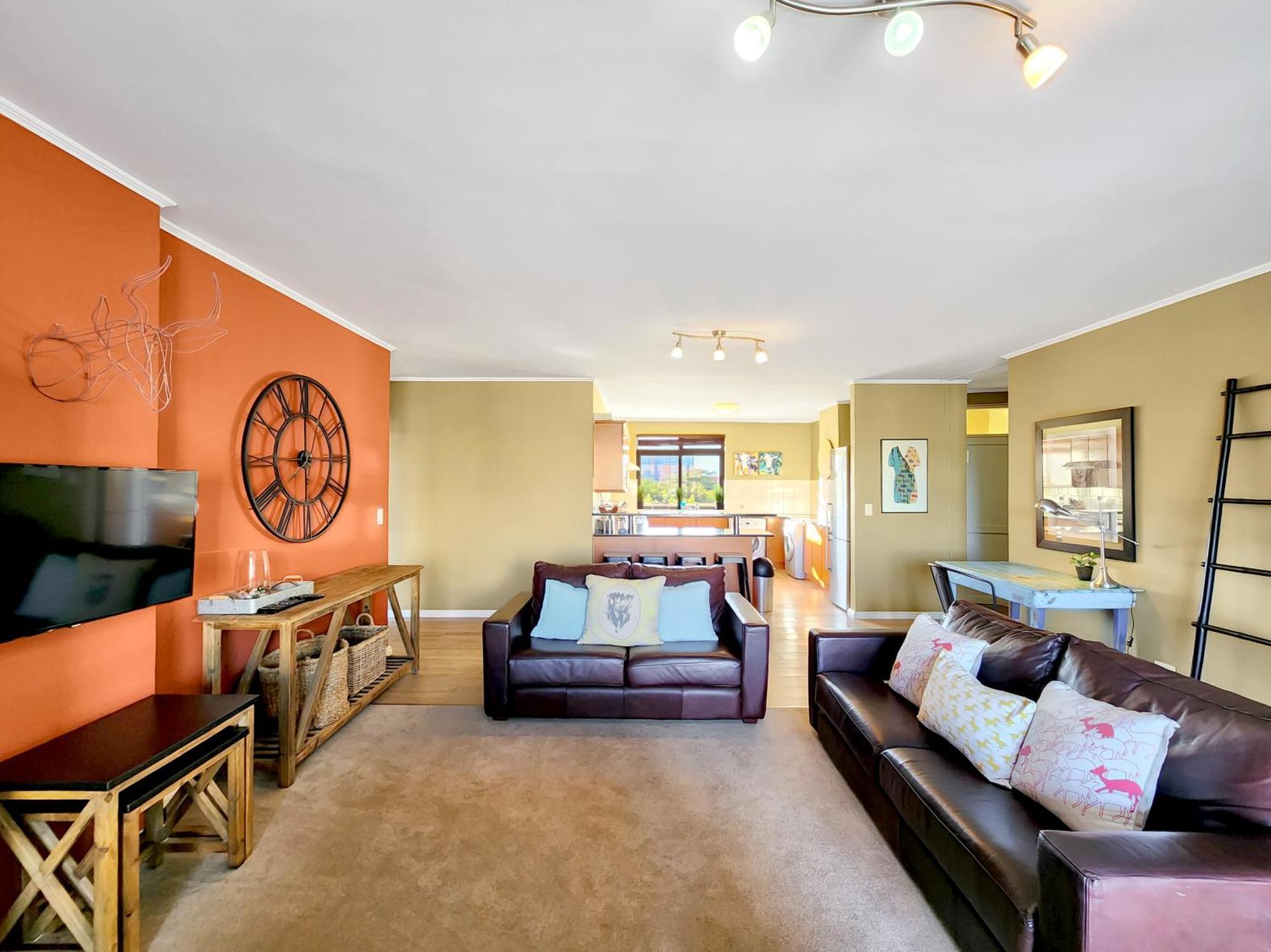 Family-friendly With Ample Space Apartment *